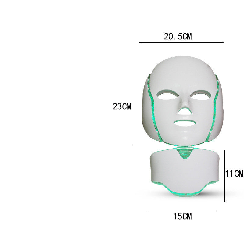 Medidas de la mascarilla LED Dermiq: 20,5 × 23 cm y pieza del cuello de 15 × 11 cm